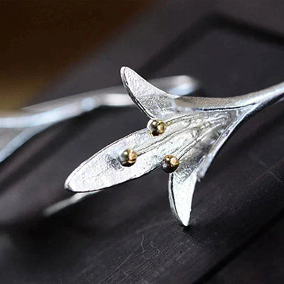 Naušnice od srebrnih cvjetova