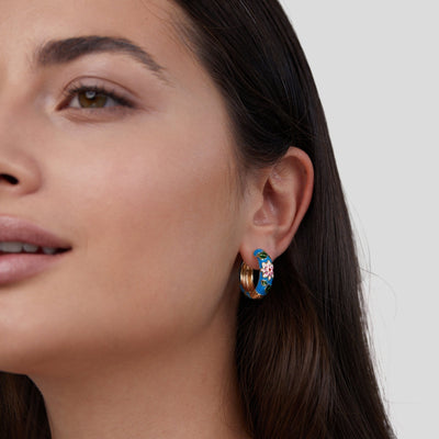 Zlatni naušnice s cvijetom